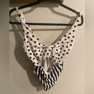 No Boundaries Black and White Zebra Print One‎ Piece Bikini Size Large